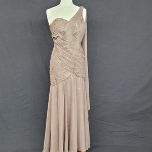 Boutique NWT one shoulder evening gown dress